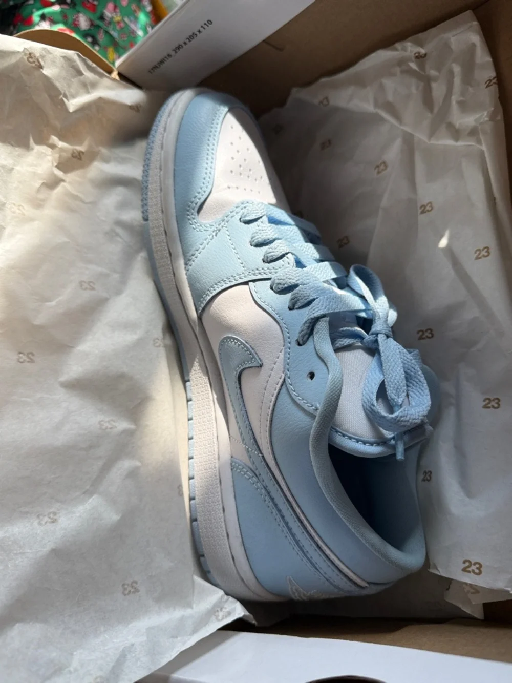 Nike Women’s Low Top Sneakers in Light Blue and White - Picture 8 of 11